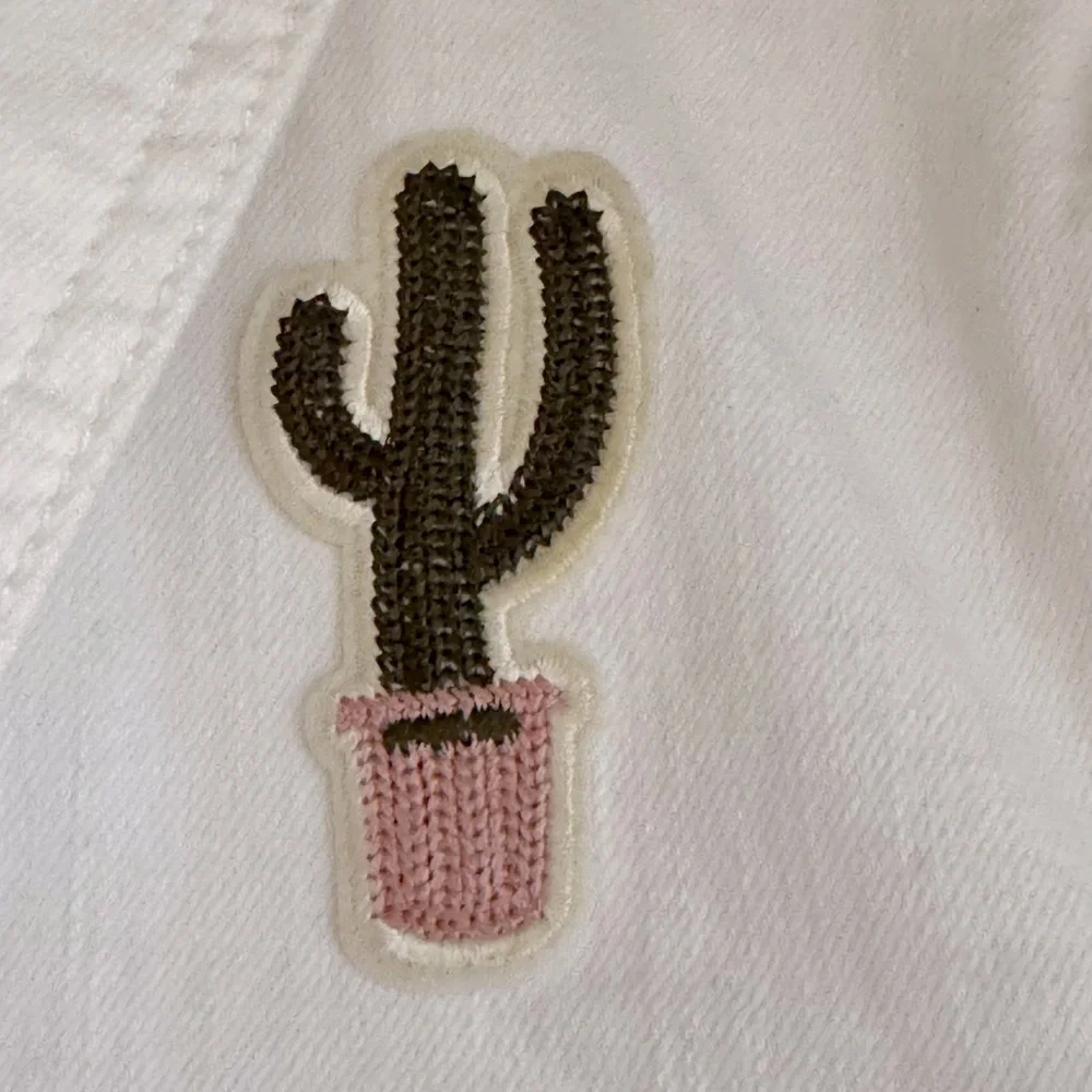 ANN TAYLOR LOFT WHITE DENIM TRUCKER JEAN JACKET SIZE S - Picture 5 of 8